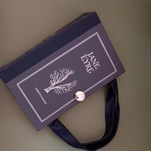 NWOT Black and Gold Jane Eyre Book Cover Purse